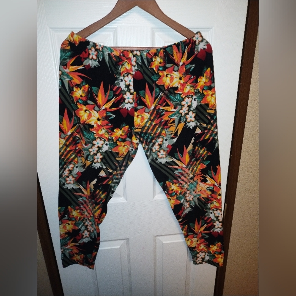 NO BO XXL Tropical Floral Print Legging